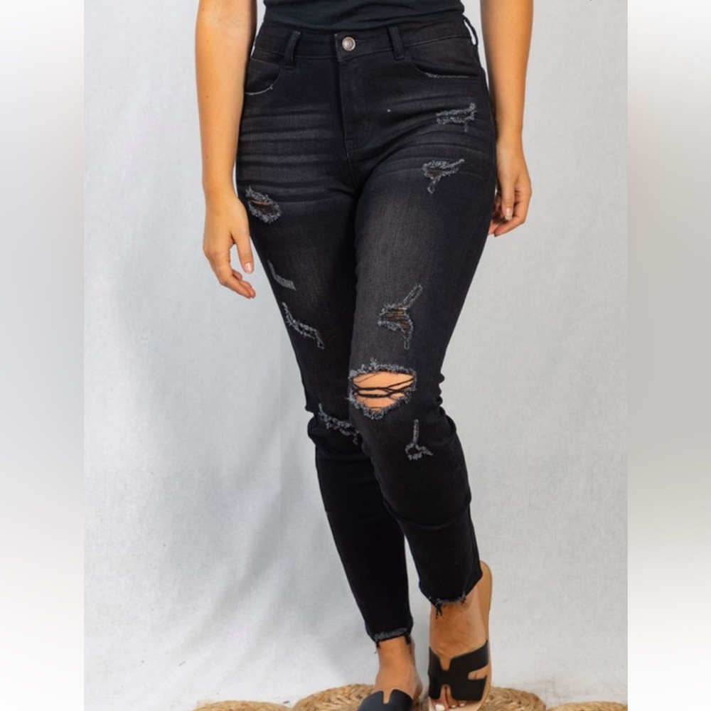 Black High Rise Distressed Jeans